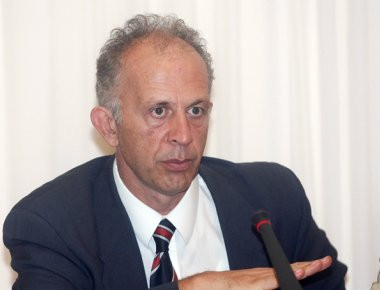 Ηλ. Κουσκουβέλης: «Το Ιράν έχει ανοίξει μέτωπο στην πλάτη της Σ. Αραβίας στο Κατάρ»